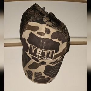 Yeti camo hat